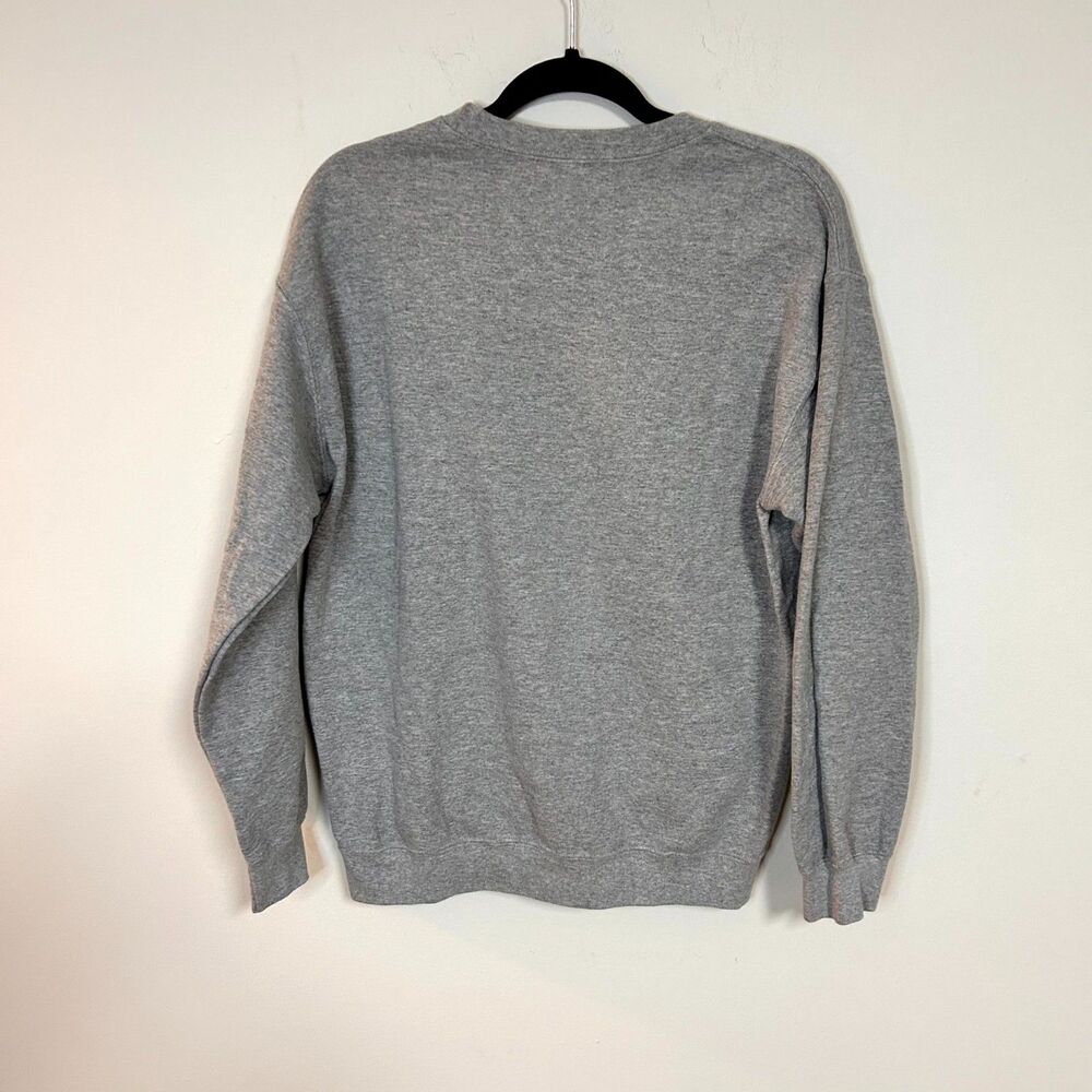 Gildan Heavy Blend Sweatshirt Womens M Gray Nap Queen Graphic Fleece Streetwear - Picture 2 of 8